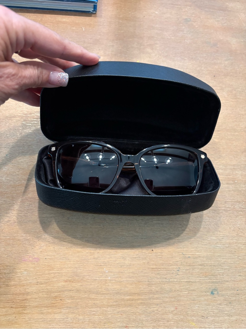 Salvatore Ferragamo women’s sunglasses with case